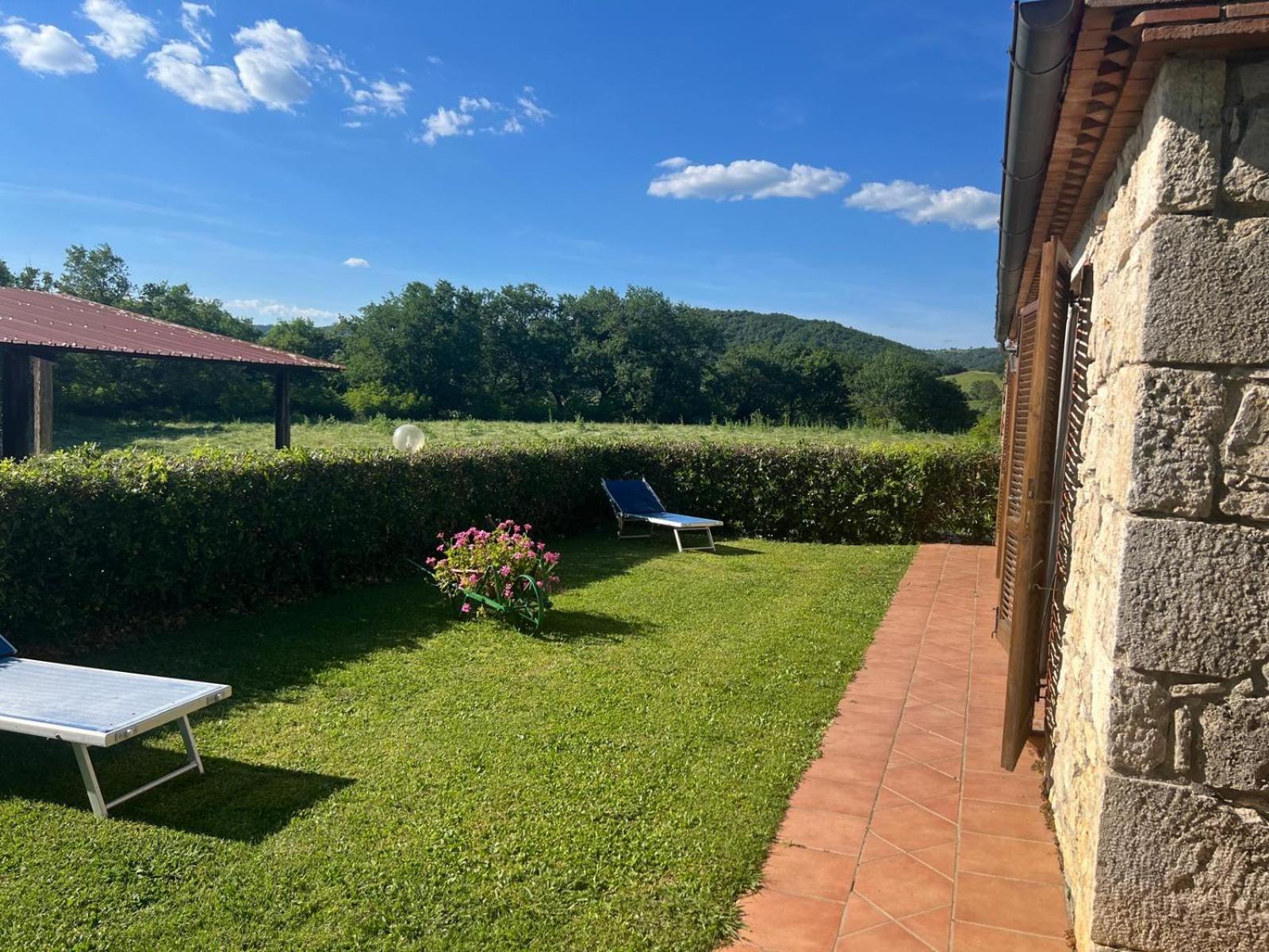 Agriturismo La Castellina Saturnia Bagian luar foto
